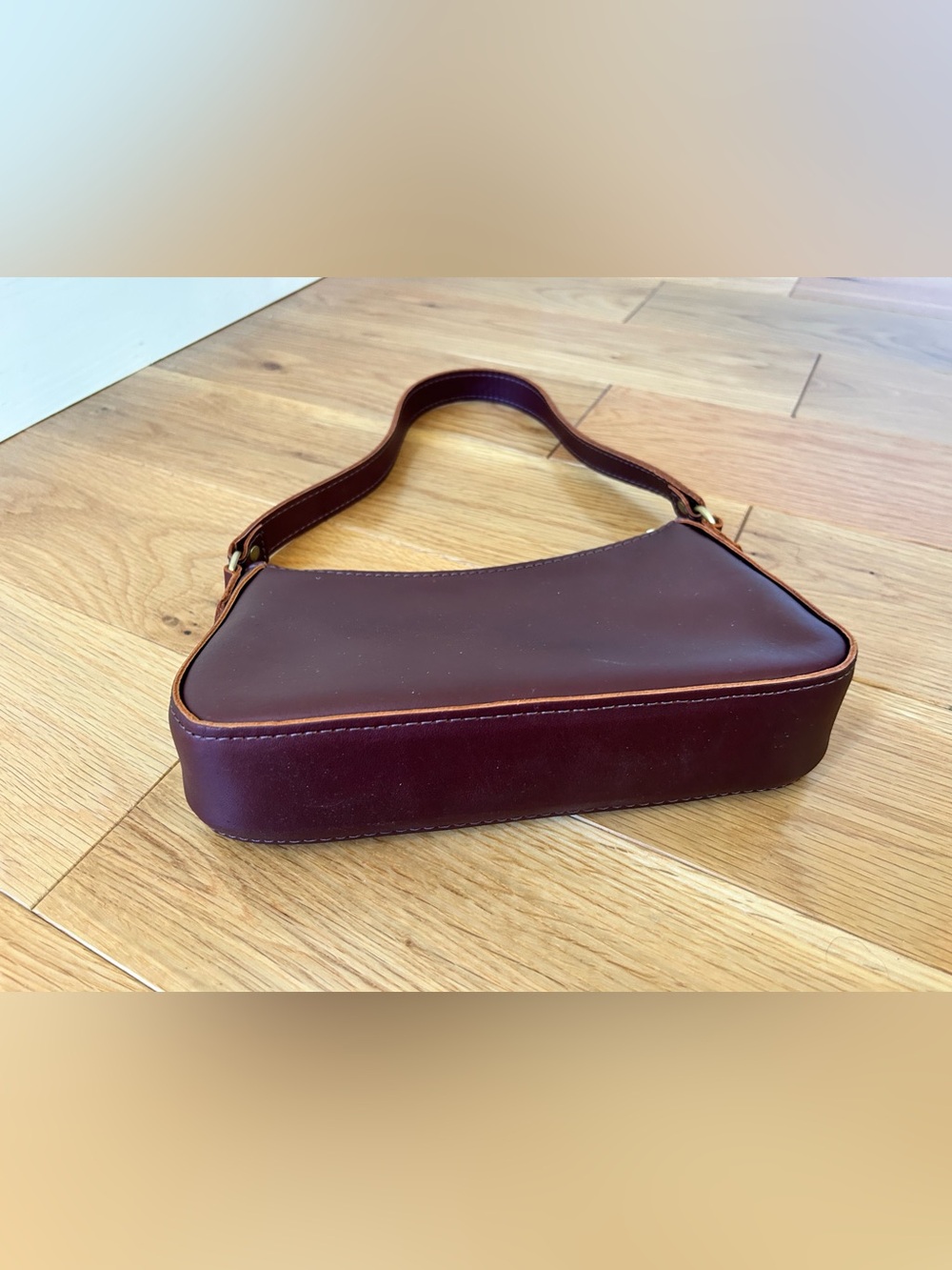 Portland Leather cognac Lucy Shoulder Bag - Picture 3 of 3